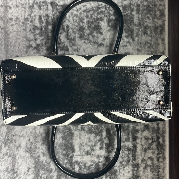 Kate Spade Quina Purse - Picture 3 of 4